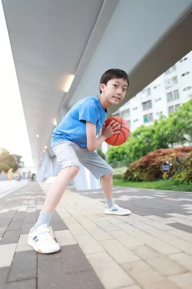 敏捷性训练对篮球比赛表现的影响及解决方案_2